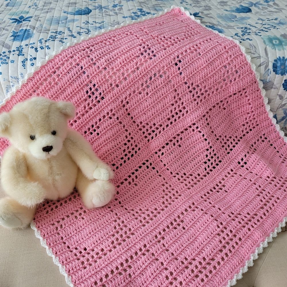 💜NEW HEART-THEMED BABY BLANKET HAND-CROCHETED 👶